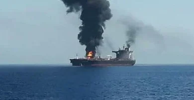 Hormuz, media Iran: "Superpetroliera esplosa dopo collisione con una mina"