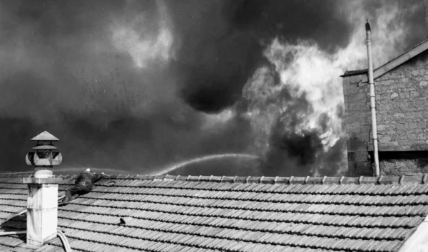 Il y a 60 ans, trois pompiers victimes de leur héroïsme dans un escalier qui s’effondrait