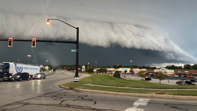 Dramatic Shelf Cloud: Photo: Dramatic Shelf Cloud Sweeps Through Hamilton County, Ohio