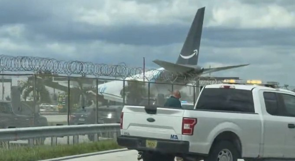 Plane Crash: Video: Breaking Update — Reports of Plane Crash at Miami International Airport Spread Online as Authorities Yet