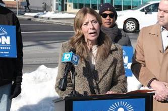 Armed Individual Lunges at Ohio Democratic Gubernatorial Nominee Amy Acton at Canfield Fair, Multiple People Injured 5 Armed Individual Lunges: Armed Individual Lunges at Ohio Democratic Gubernatorial Nominee Amy Acton at Canfield Fair, Multipl