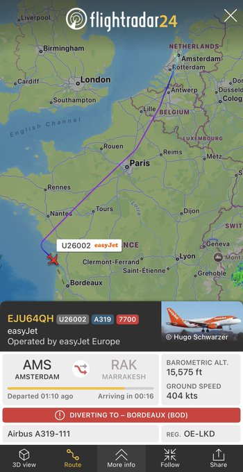 easyJet Flight U26002 Declares Emergency and Diverts to Bordeaux 1 easyJet Flight U26002 Declares Emergency and Diverts to Bordeaux