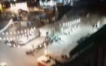 فيديو: إطلاق نار كثيف في القبة بطرابلس وتوقيف مطلوبين بالسرقة ومحاولة القتل في دير عمار 13 فيديو إطلاق نار: فيديو: إطلاق نار كثيف في القبة بطرابلس وتوقيف مطلوبين بالسرقة ومحاولة القتل في دير عمار