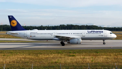Lufthansa Flight LH1170 Diverts to Lyon After Power Bank Catches Fire