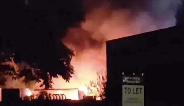 Thatcham Fire: Explosions Reported at Colthrop Business Park as Trains Halted