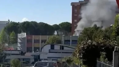 Incendio al tetto della scuola Cavoni a Frosinone: edificio evacuato e chiuso precauzionalmente