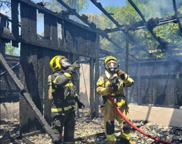 Incêndio atinge casa em Rorainopólis 1 Incêndio atinge casa em Rorainopólis