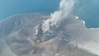 Indonésie : 6 volcans entrent en éruption simultanément.