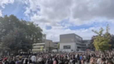 INFO - La COLÈRE gagne désormais les universités : des étudiants BLOQUENT l’université Rennes 2 en soutien au