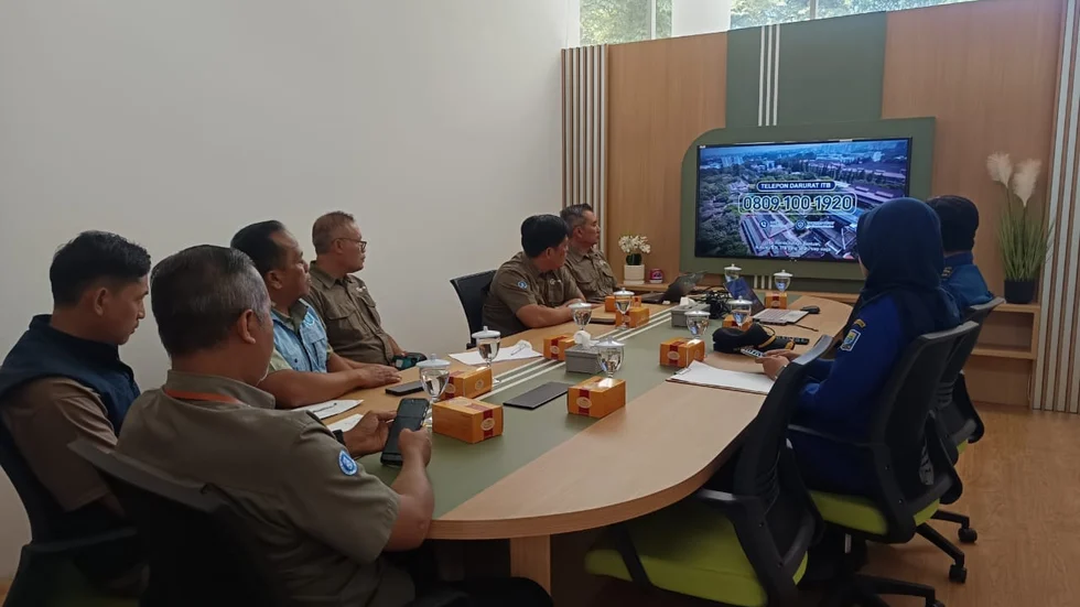 ITB Perkuat Sistem Proteksi Kebakaran melalui Pemeriksaan Bersama Disdamkarmatan Kota Bandung