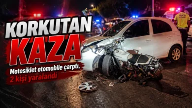 İzmir’de korkutan kaza: Motosiklet otomobile çarptı, 2 kişi yaralandı