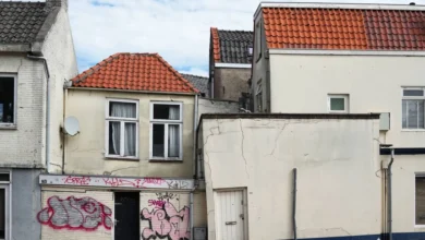 Kabinet trekt €20 miljoen uit voor funderingsschade. 6 Kabinet trekt €20 miljoen uit voor funderingsschade.