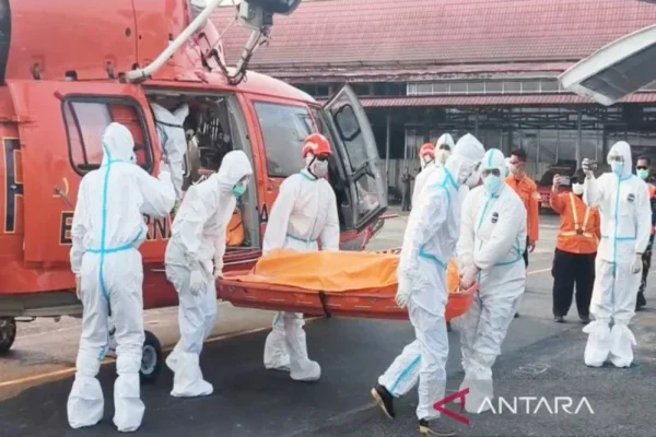 Kemarin, evakuasi korban kapal Virgo hingga guru non-ASN jadi PNS