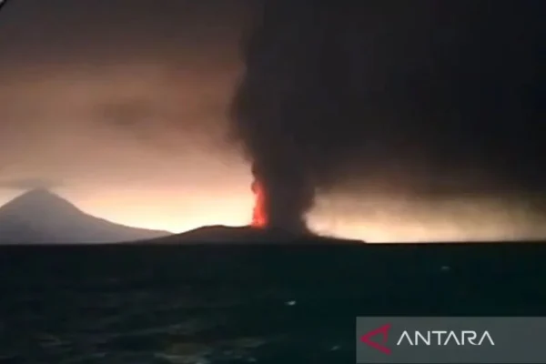 Kemenhub minta kapal jaga jarak radius 3 km dari Gunung Anak Krakatau 1 Kemenhub minta kapal jaga jarak radius 3 km dari Gunung Anak Krakatau
