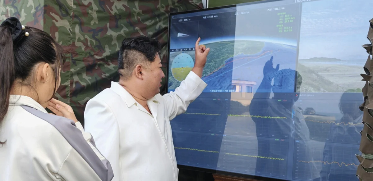 La Corée du Nord teste des attaques en essaim combinant drones et missiles