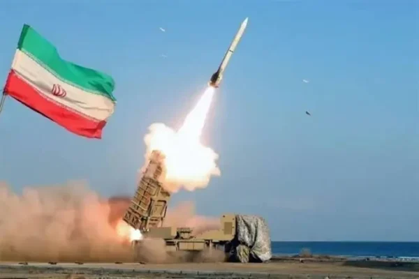 L'Iran affirme avoir attaqué un navire militaire américain.