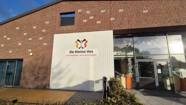 Meisje (14) aangehouden voor vernielingen basisschool Mierlo, 100.000 euro schade