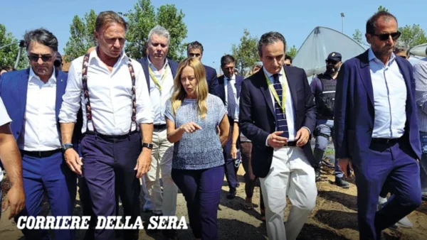 Meloni prepara un tour per l'Italia.