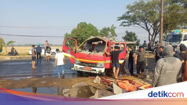 Mobil Damkar di Sulsel Terguling Saat Bertugas, 2 Personel Meninggal Dunia