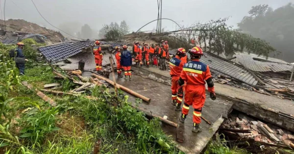 Mudslide death toll