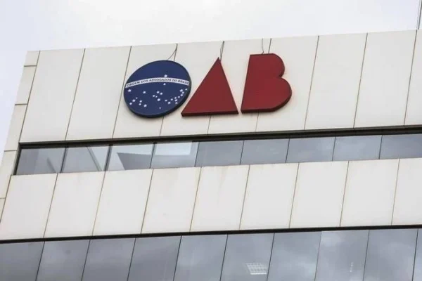 OAB nacional pede rigor do STF e regionais defendem afastamento de Moraes 1 OAB nacional pede rigor do STF e regionais defendem afastamento de Moraes