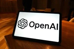 OpenAI suspend la formation de ses modèles d'IA les plus puissants après des agents malveillants.