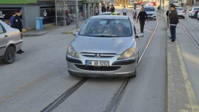 Otomobilin çarptığı yaşlı kadın yaralandı 5 Otomobilin çarptığı yaşlı kadın yaralandı
