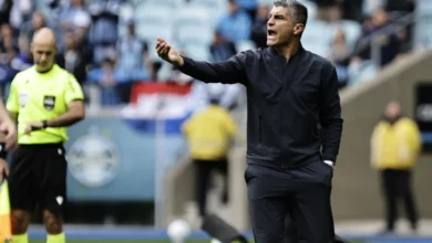 Pedro Emanuel vibra com primeira vitória do Vasco fora de casa: "Foi um crescimento"