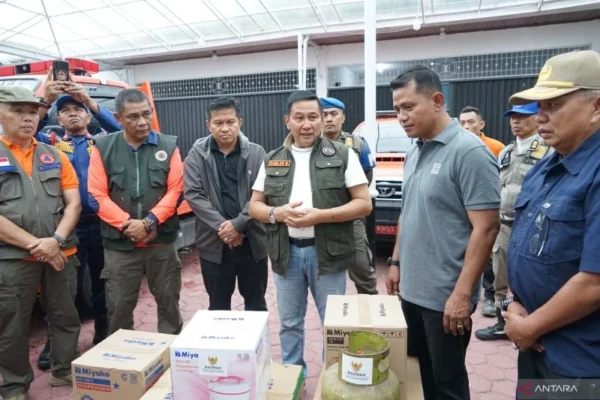 Pemkot Bukittinggi salurkan bantuan untuk korban banjir Solok