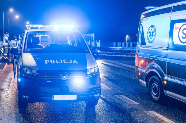 Poważny wypadek na S17. Zderzyły się trzy osobówki 1 Poważny wypadek na S17. Zderzyły się trzy osobówki