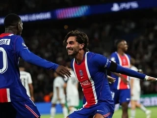 PSG. Auteur de débuts rêvés, Ferran Torres peut-il éjecter Ousmane Dembélé du poste de numéro 9 ?