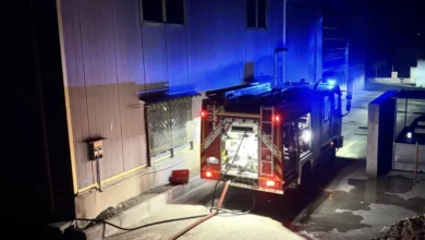 Sassinoro, incendio alla New Vision: in corso le operazioni di spegnimento