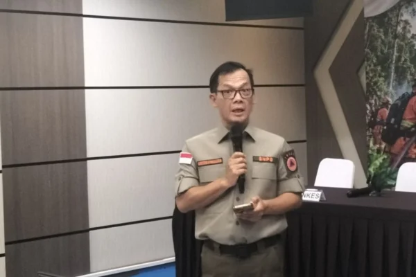 Satu korban banjir bandang Solok ditemukan meninggal satu masih hilang