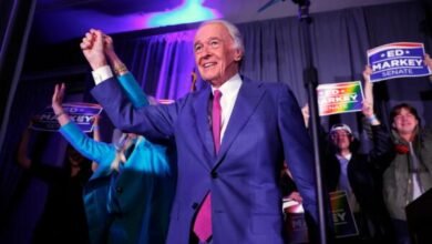 Senator Markey handily beats Seth Moulton in combative Democratic primary 1 Senator Markey handily