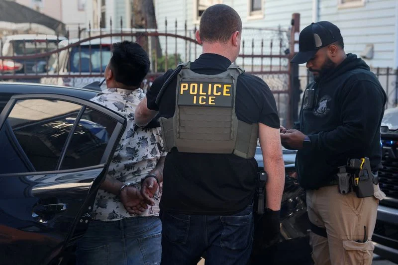 ICE agent charged with assault, lying about shooting, arrested in Minnesota 1 Shooting