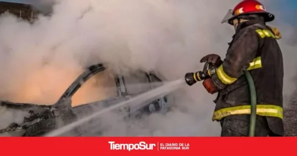Sofocan incendio en un rodado