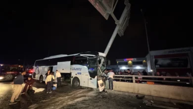 Son dakika | 35 kişilik yolcu otobüsü Adana'da kaza yaptı: Yaralılar var