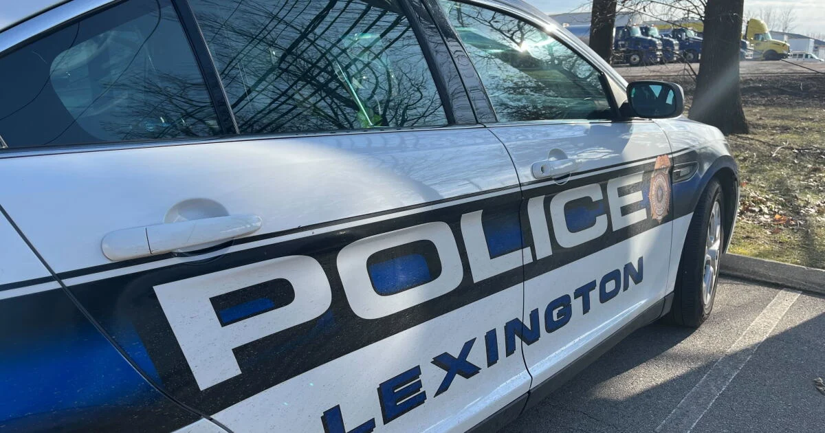 One person hospitalized after stabbing on North Broadway in Lexington, Kentucky 1 Stabbing