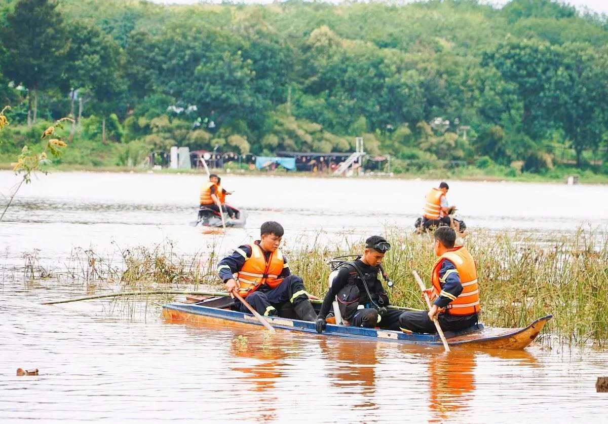 Tìm thấy thi thể nữ tài xế bị lũ cuốn trôi ở Đồng Nai