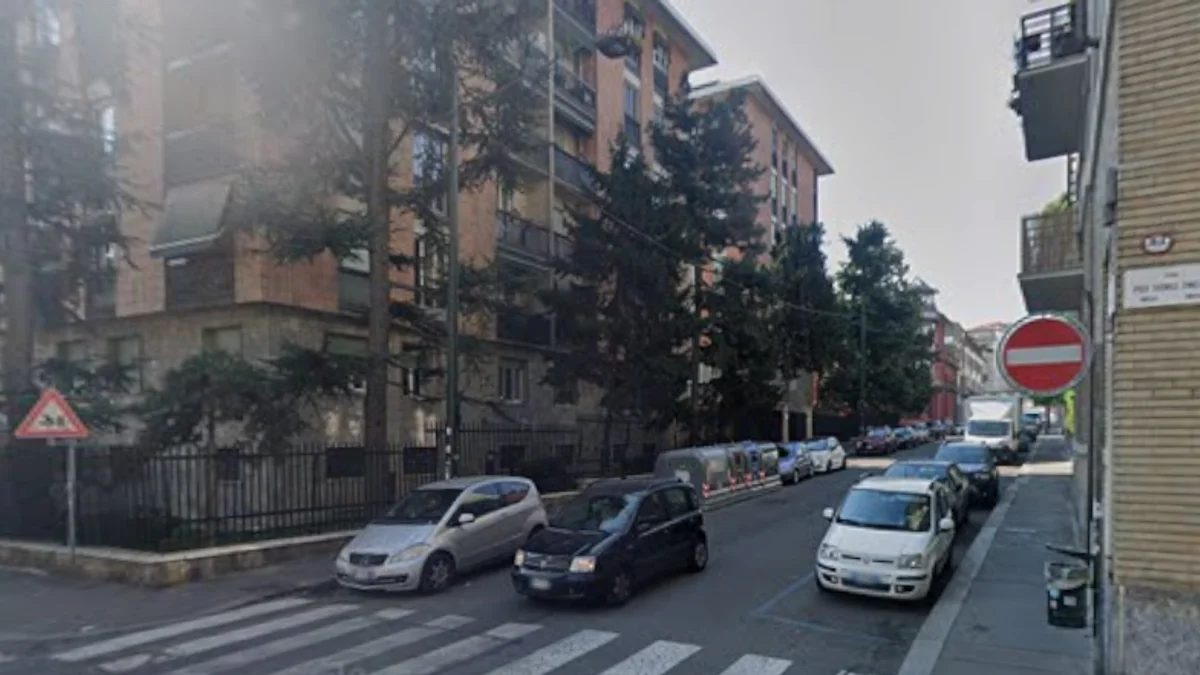 Torino, investe il figlio dell'ex fidanzato e fugge: arrestata per tentato omicidio 1 Torino, investe il figlio dell'ex fidanzato e fugge: arrestata per tentato omicidio