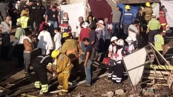Al menos diez muertos y 64 heridos por una explosión de pirotecnia en el centro de México 6 Tragedia en México: una explosión de pirotecnia durante una fiesta dejó 10 muertos