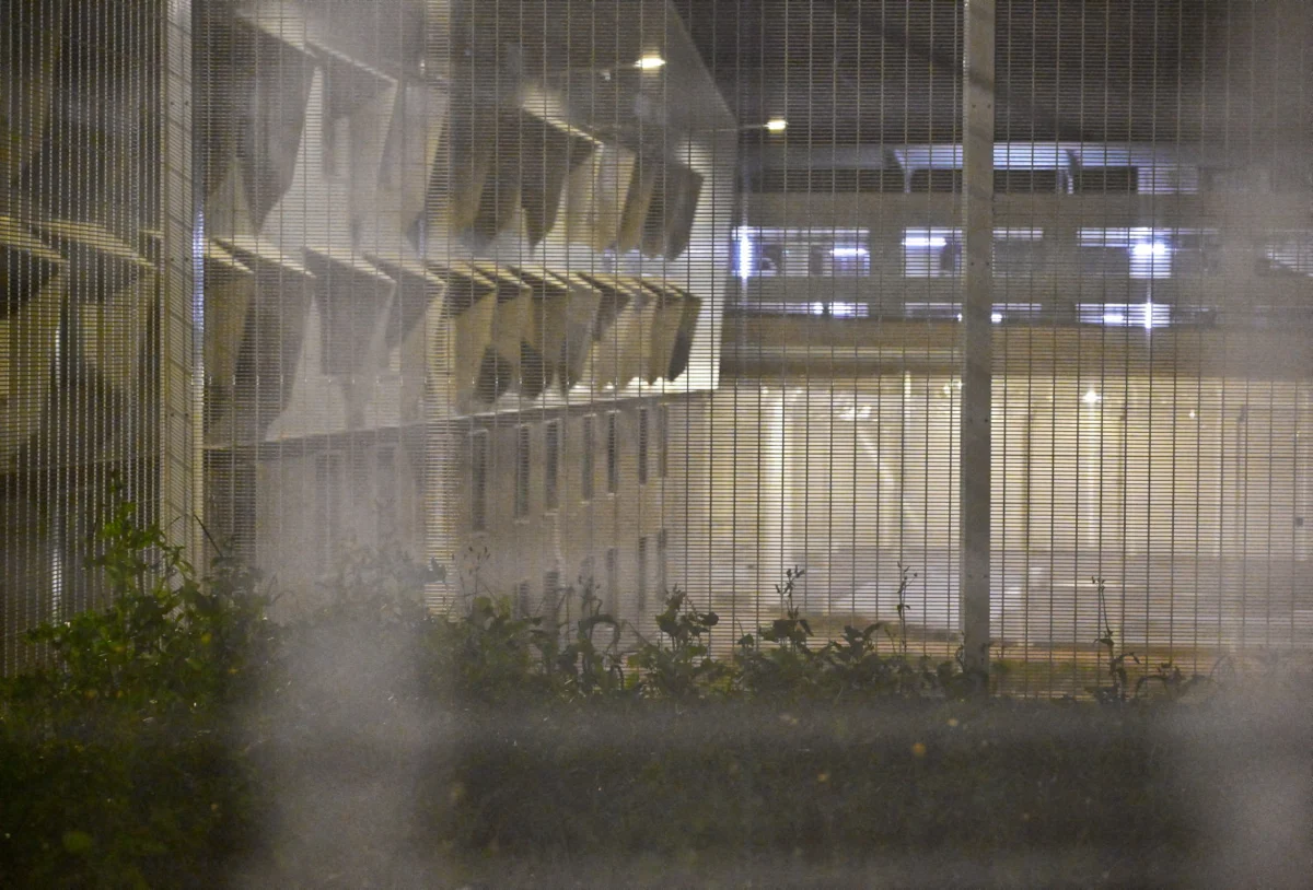 « Une ronde nocturne en contournant un corps sans vie » : un rapport alerte sur « l’opacité » autour des décès et suicides dans les lieux de privation de liberté