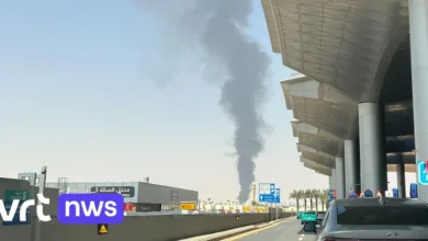 Vlammen en zwarte rook bij luchthaven in hoofdstad Saudi-Arabië: mogelijk brand in brandstoftank