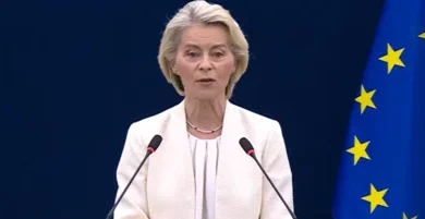 Von der Leyen: "Vogliono frantumare l'Ue, lottiamo per la nostra Europa"