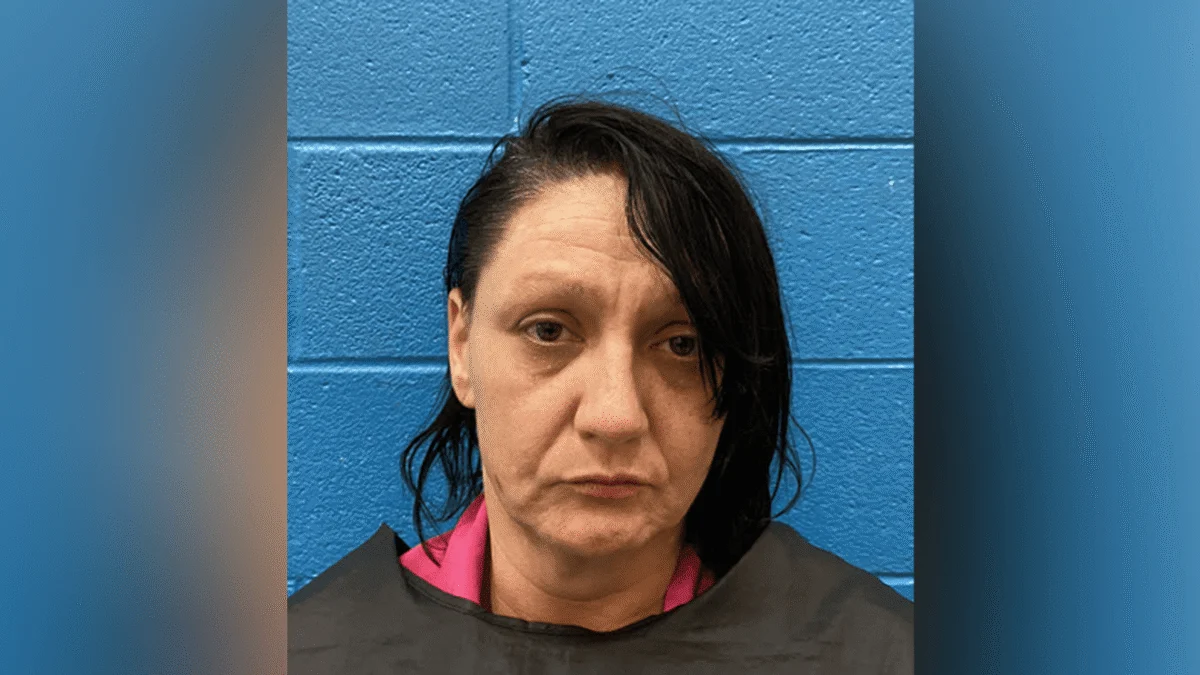 Woman charged with murder in boyfriend's shooting death