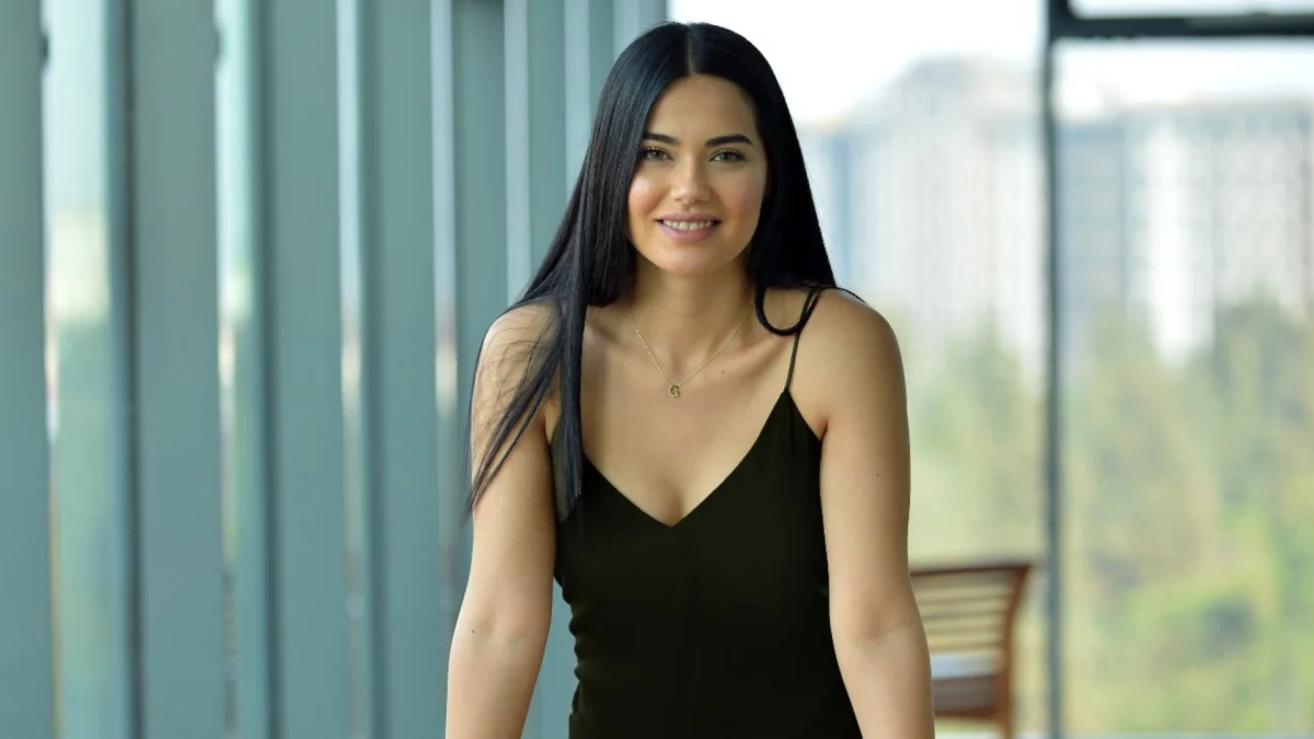 'Yerli Adriana Lima' gözaltına alındı 1 'Yerli Adriana Lima' gözaltına alındı