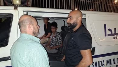 شرطة بلدية صيدا أوقفت شخصين حاولا سرقة دراجات نارية