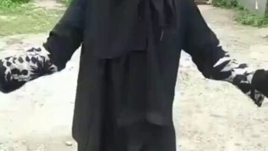 VIDEO – Saudi-backed forces reportedly capture senior Houthi commander disguised in woman’s abaya 3 VIDEO – Saudi-backed forces reportedly capture senior Houthi commander disguised in woman’s abaya