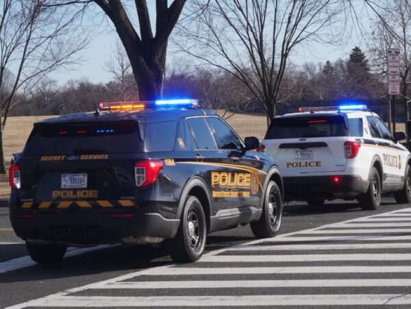 Washington, DC: M Street NW Blocked Amid Secret Service and Police EOD Investigation 1 Washington, DC: M Street NW Blocked Amid Secret Service and Police EOD Investigation