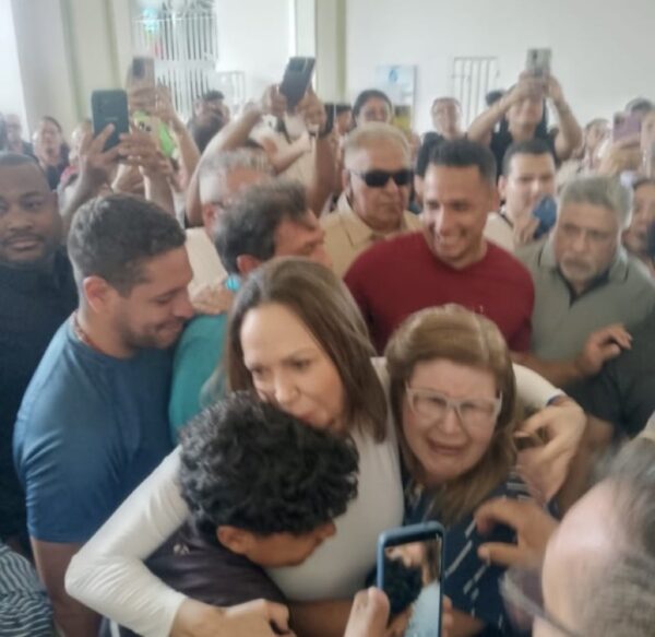 María Corina Machado regresa en secreto a Venezuela desde Colombia, según Newsmax 1 María Corina Machado regresa en secreto a Venezuela desde Colombia, según Newsmax